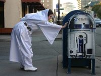 2007 USA Star Wars Jedi Mail Leia Cosplay.jpg