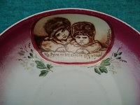 Блюдце тарелка фарфор Кузнецова рисунок Елизавета Бем.jpg