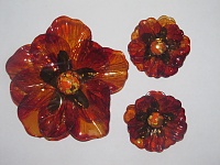 Cellulose Flowers set lucite Japan.jpg