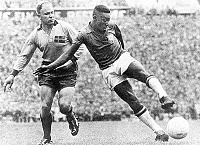 Pele_v_sweden_1958.jpg