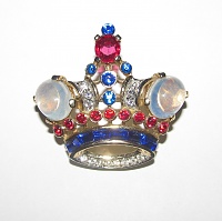 TRIFARI crown brooch.jpg
